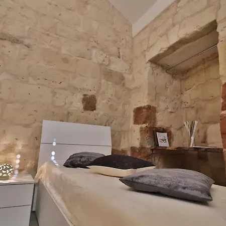 Apartament Dimora Storica Rebecca A *