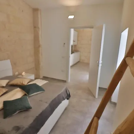 Apartment Dimora Storica Rebecca A Otranto