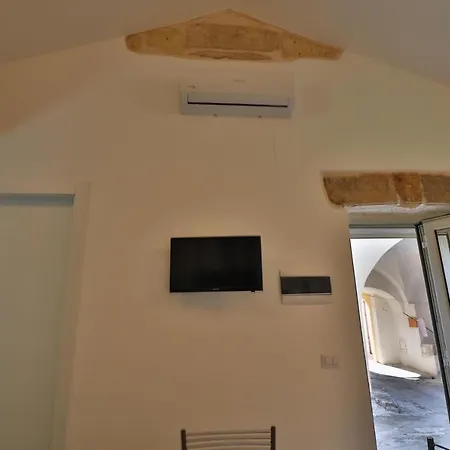 Apartment Dimora Storica Rebecca A Otranto