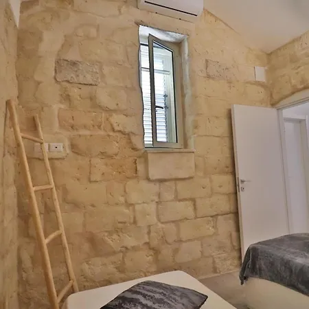 Dimora Storica Rebecca A Apartment Otranto