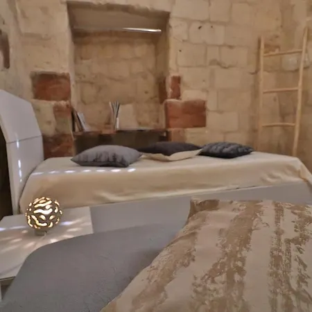 Dimora Storica Rebecca A * Otranto